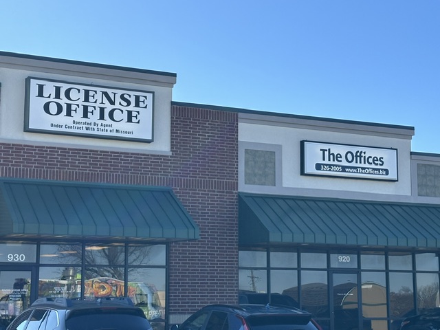 Joe's law office, located right next to the Bolivar License Office